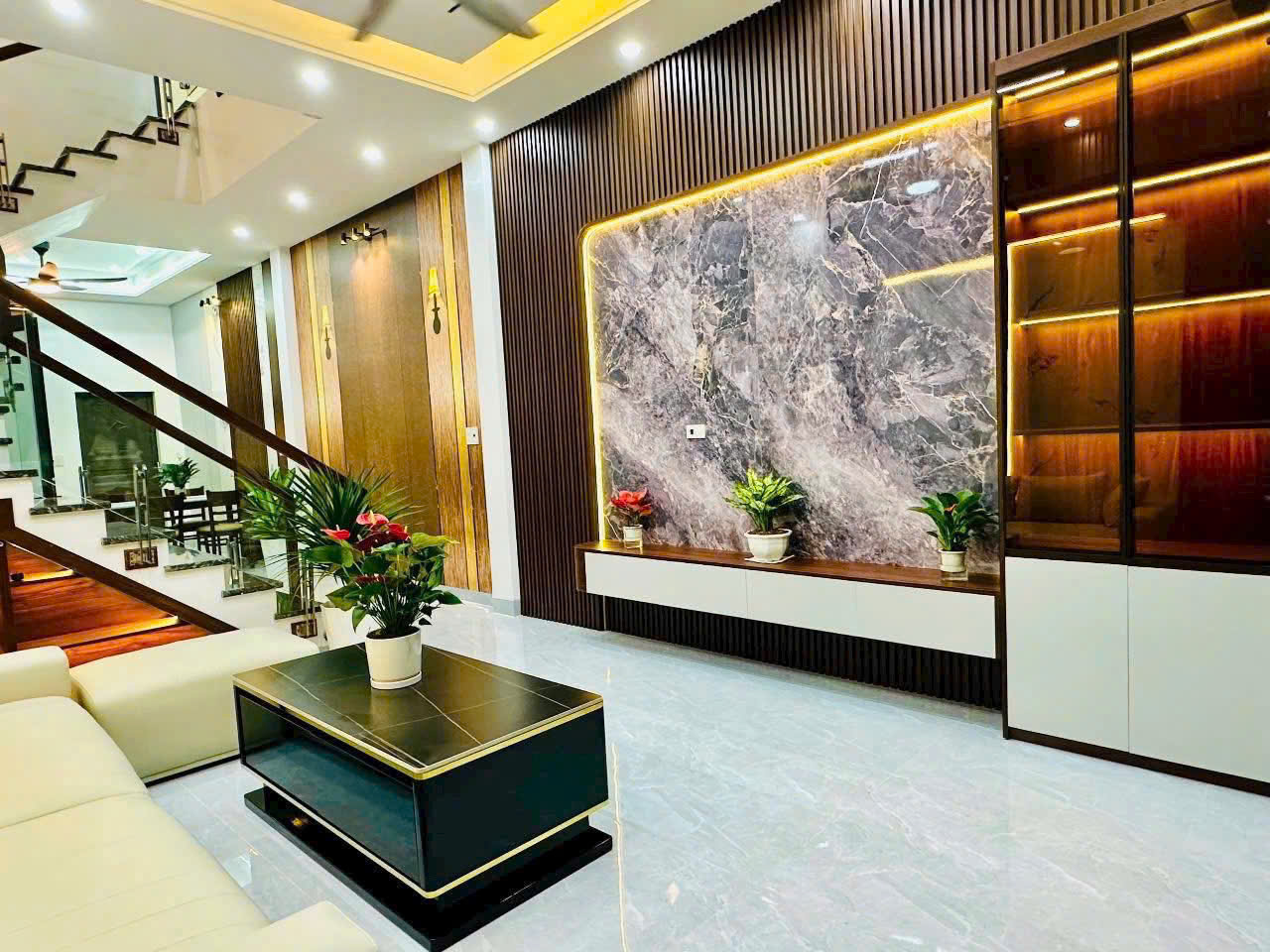 Chỉ trên 7 t.ỷ có nhà đẹp Thanh Lãm, Hà Đông ở kết hợp kinh doanh, dòng tiền 300tr - Ảnh 2