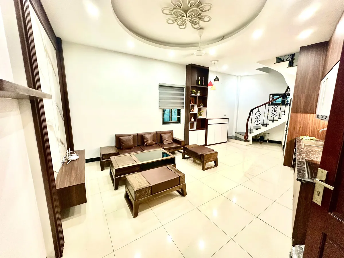 Bán nhà Đa Sỹ - Hà Đông 38mx4 tầng, full nội thất xịn xò, nhà đẹp, ở ngay 5.35 tỷ. - Ảnh 1