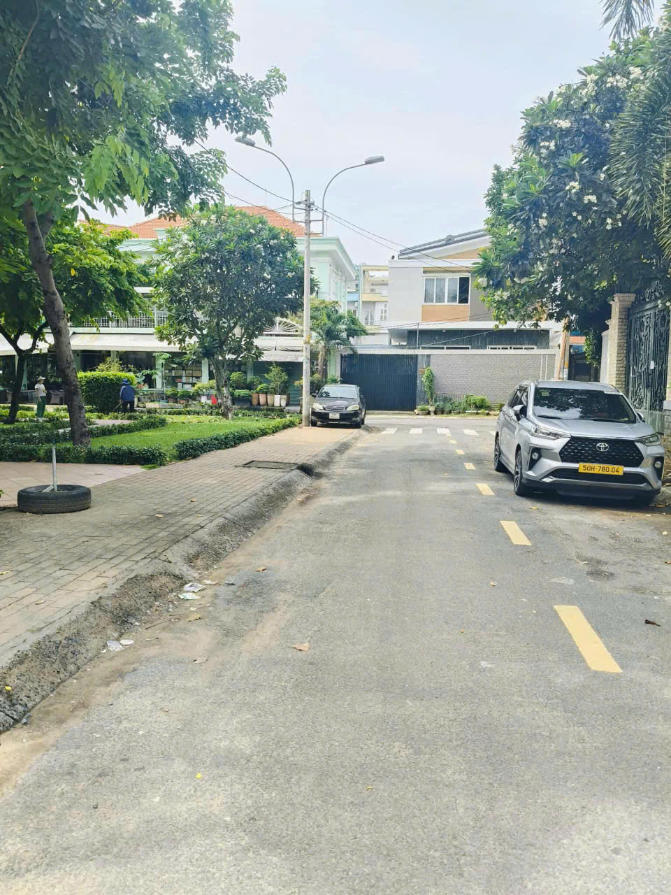 Bán nhà mặt tiền xe hơi Bông Sao ngang 4,5 sổ riêng 4 tầng chỉ 8 tỷ 2 - Ảnh chính