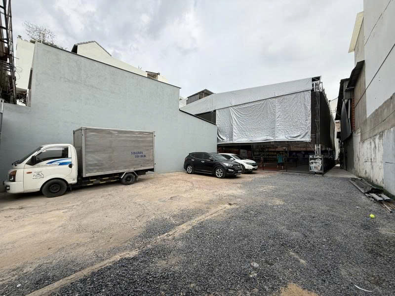 Bán Đất Mặt tiền Hồ Đắc Di - ngay Padora Trường Chinh, 5,6x15m, vuông vức, giá 15,3 tỷ. - Ảnh 2