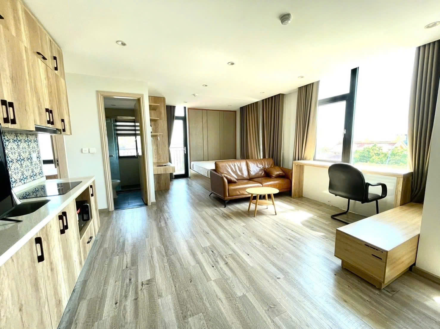 BÁN TÒA APARTMENT VÕNG THỊ, VIEW HỒ TÂY - 265M x 9T CÓ HẦM - MT 16M - DÒNG TIỀN 400TR/TH - Ảnh chính