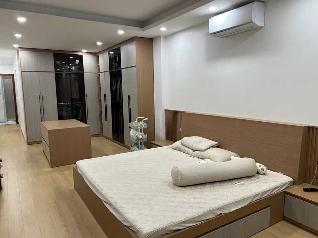 BÁN NHÀ 7 TẦNG THANG MÁY TẠI CỔ LINH ,GẦN CHỢ - NƠI BẮT ĐẦU BỮA CƠM HẠNH PHÚC - Ảnh 3