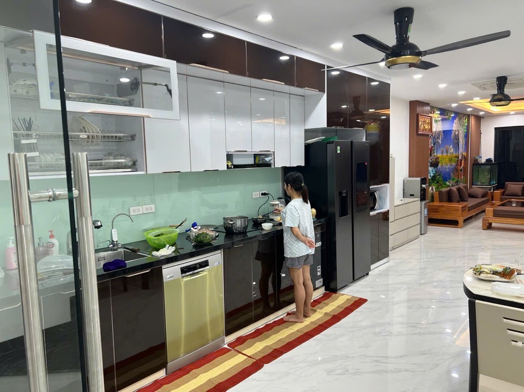 BÁN NHÀ 7 TẦNG THANG MÁY TẠI CỔ LINH ,GẦN CHỢ - NƠI BẮT ĐẦU BỮA CƠM HẠNH PHÚC - Ảnh 5