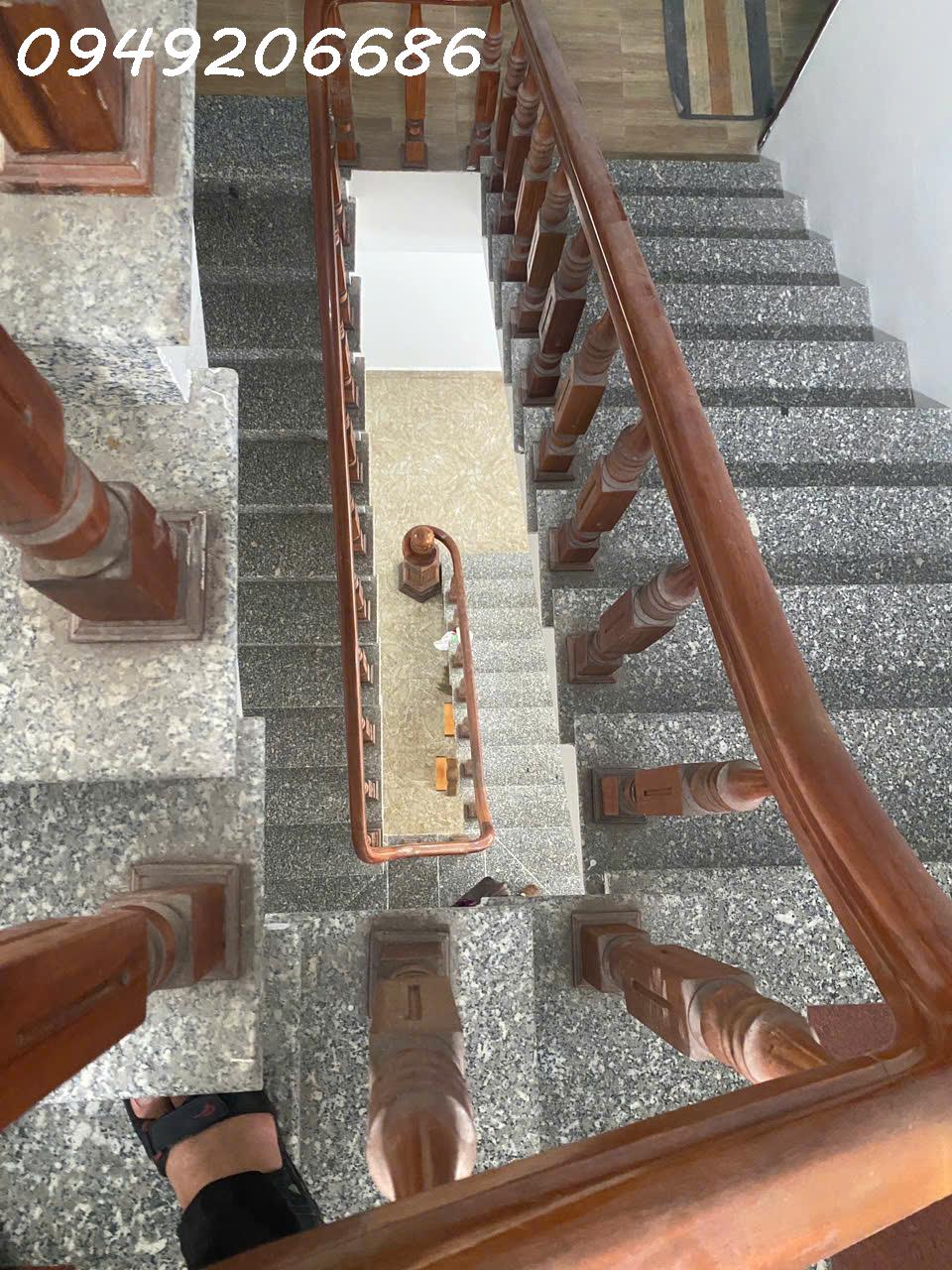 Giá bất ngờ .Bán nhanh  nhà 4 tầng .Dt 65m2 . Mt 5m. Ngõ Ô Tô tránh- Đường Trần Hưng Đạo - Ảnh 2