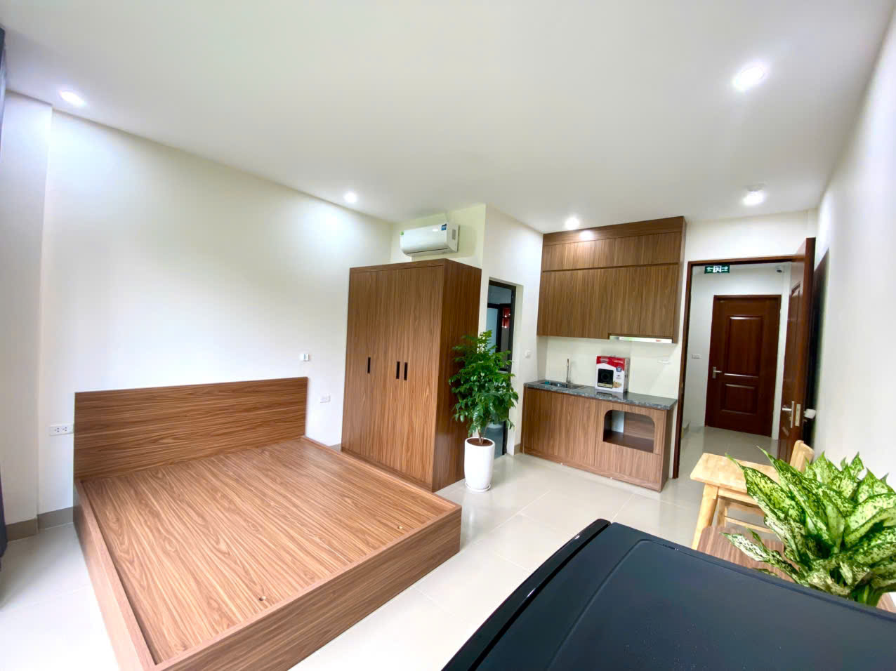 🏠Phòng mới 100% - Đầy đủ tiện nghi – Xách vali đến ở ngay tại ngõ 294 Đội Cấn - Ảnh chính