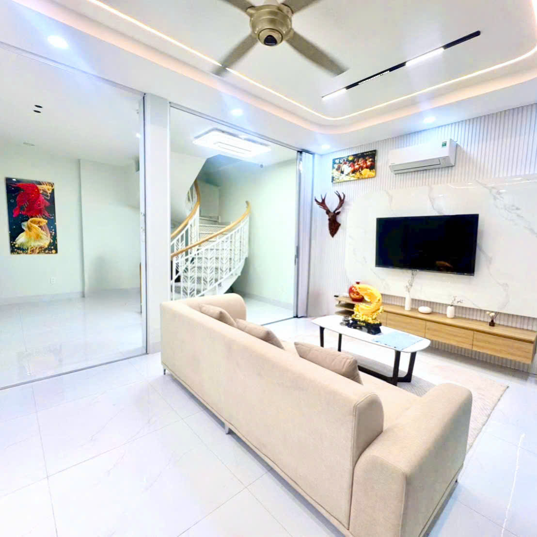 35 Triệu: nguyên căn MẶT TIỀN Phan Đăng Lưu- Ngang 6m cao 4 Tầng 4 Phòng FULL nội thất. 0933910039 - Ảnh chính