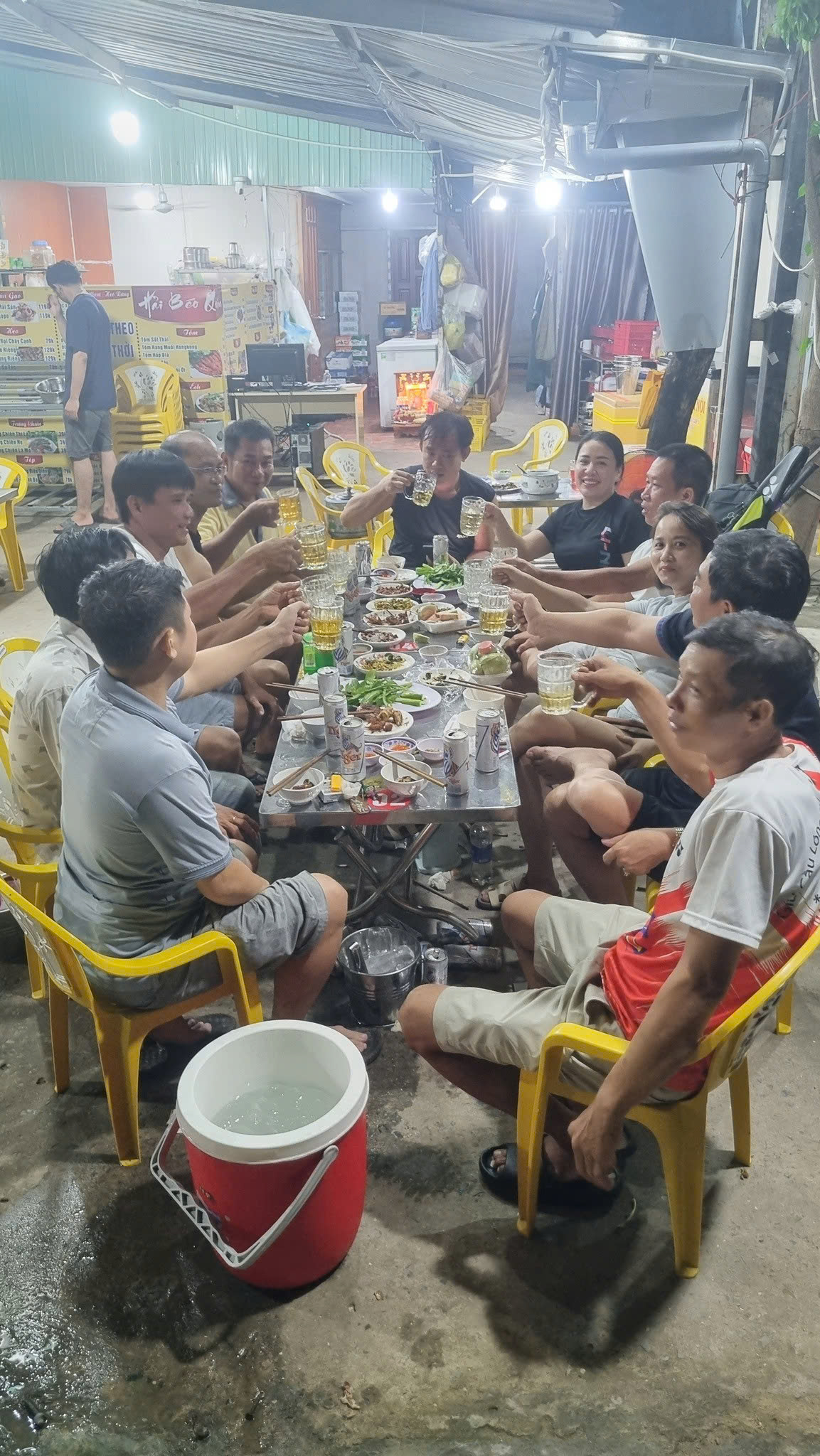 CHÍNH CHỦ SANG NHƯỢNG QUÁN NHẬU MẶT TIỀN KÊNH THAM LƯƠNG! - Ảnh chính