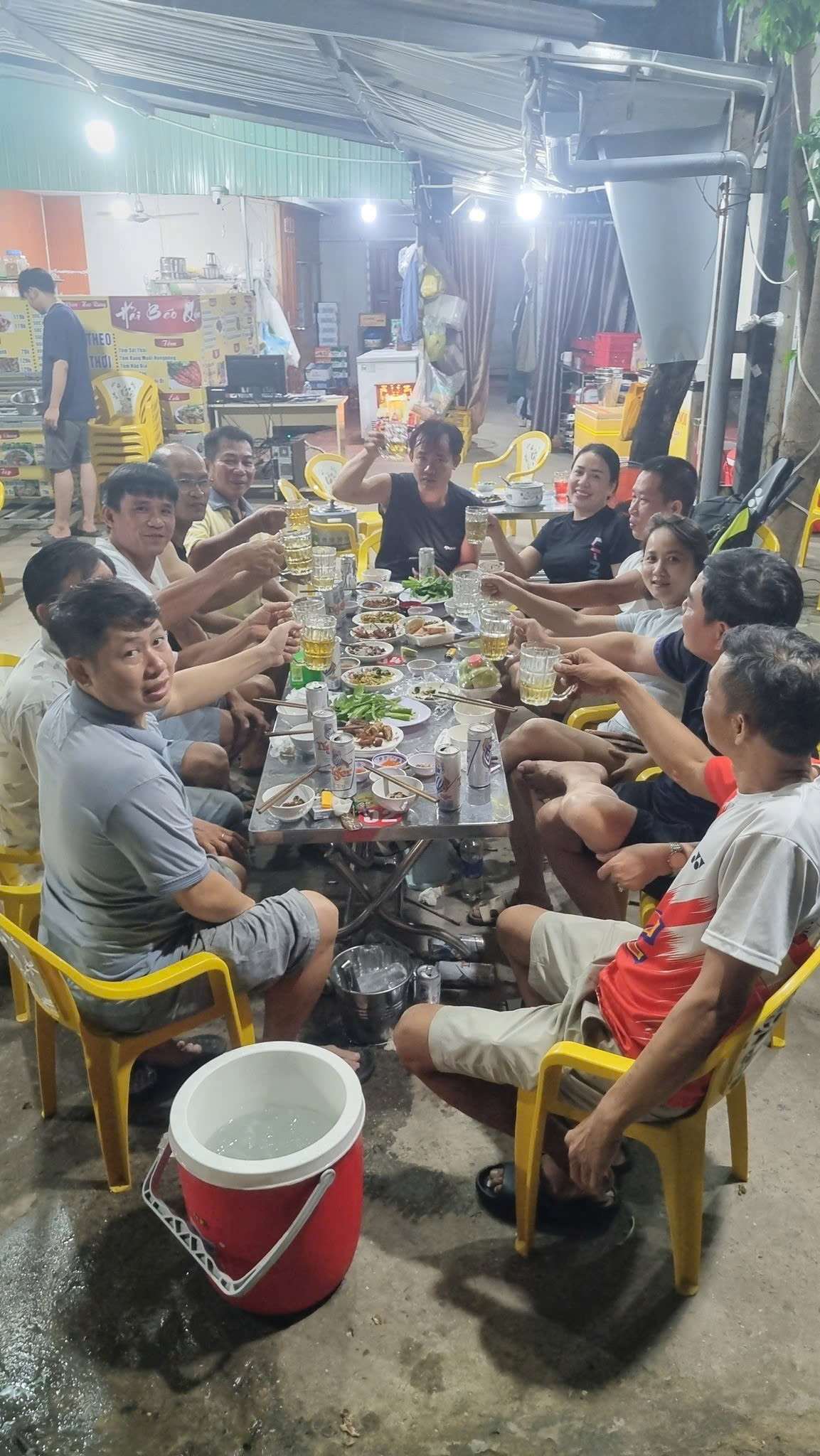 CHÍNH CHỦ SANG NHƯỢNG QUÁN NHẬU MẶT TIỀN KÊNH THAM LƯƠNG! - Ảnh 2