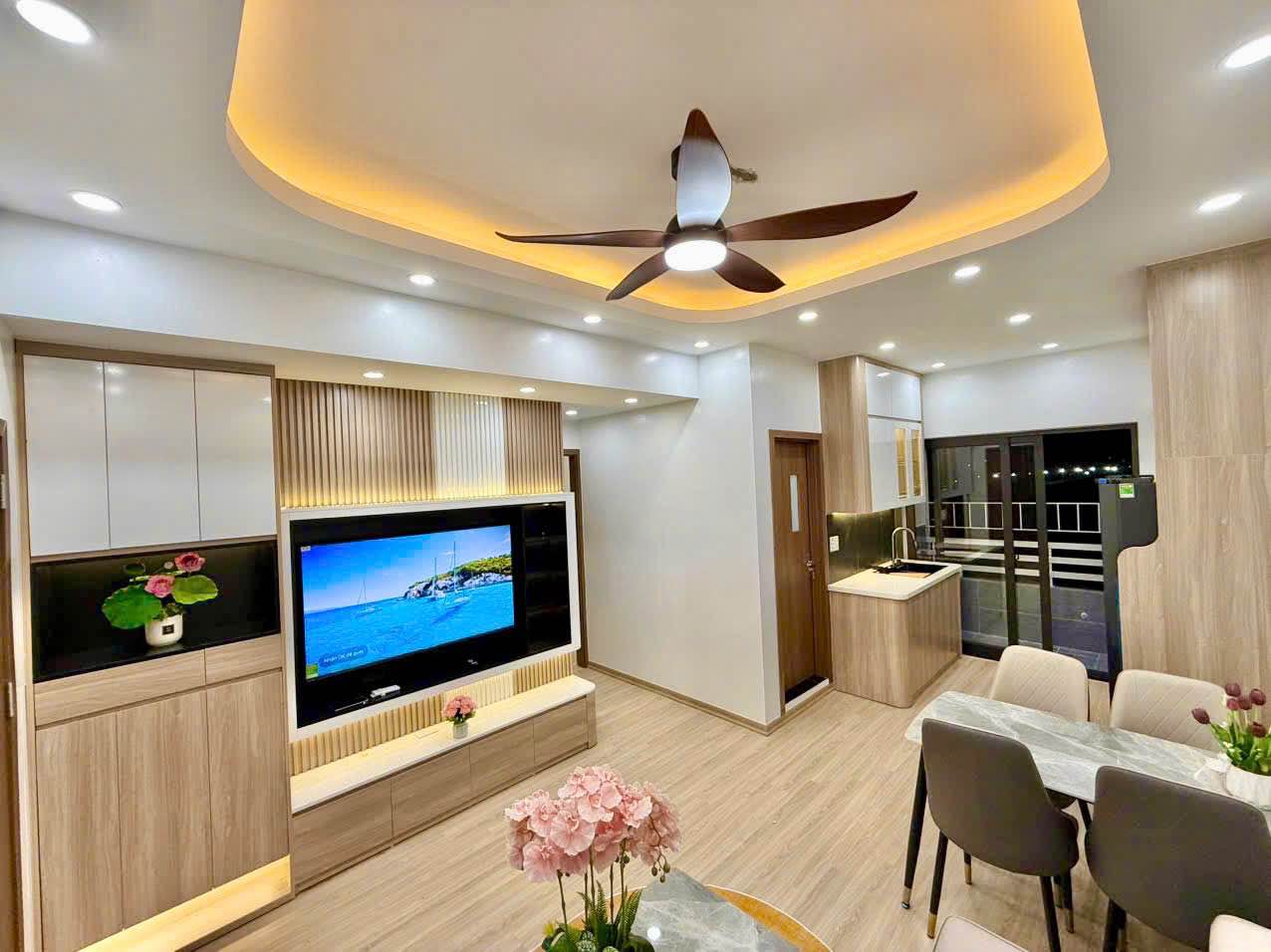 Nhỉnh 3 tỷ có ngay CH 3 ngủ siêu đẹp ở Linh Đàm view hồ, full nội thất, cực hiếm nhà bán - Ảnh 3