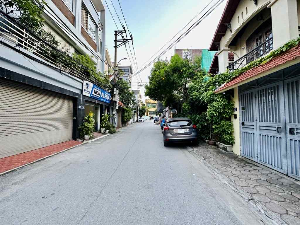 bán nhà Nguyễn Sơn, 95m, mặt tiền 7.5m, vỉa hè, ôtô tránh, phân lô bàn cờ - Ảnh 1