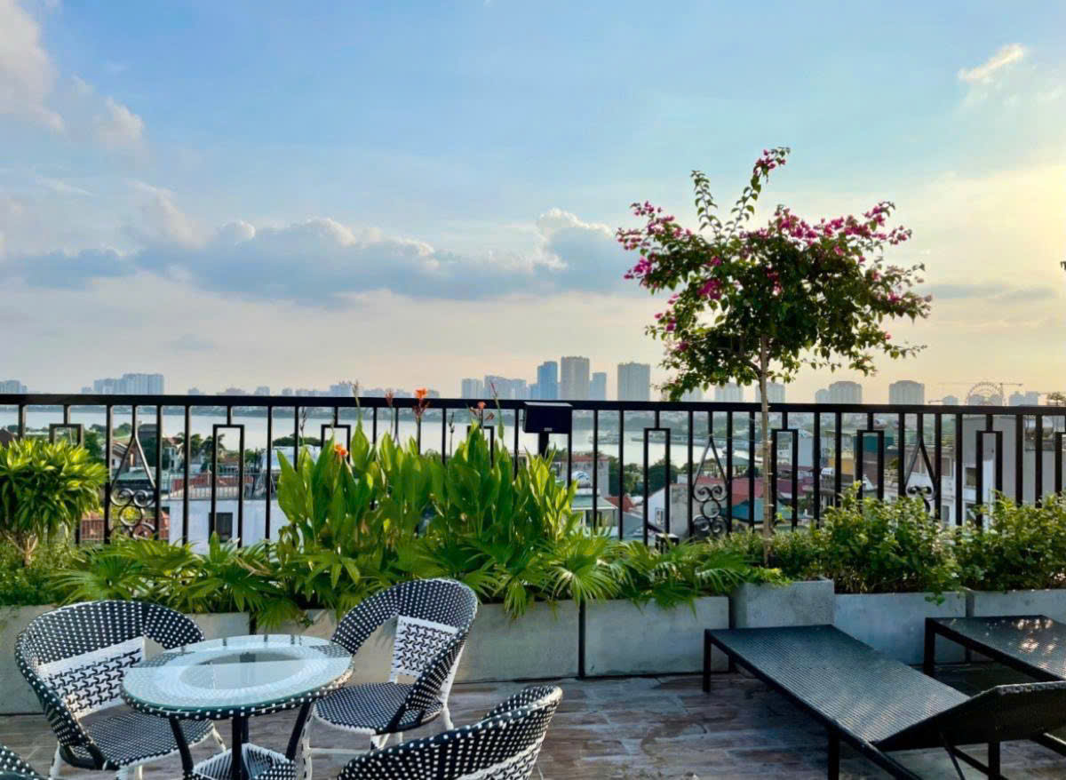 SIÊU PHẨM ĐỘC BẢN TÂY HỒ - VỊ TRÍ SIÊU ĐẸP - VIEW TOÀN CẢNH HỒ TÂY HỒ QUẢNG BÁ NGÕ THÔNG THẲNG TẮP - Ảnh 3