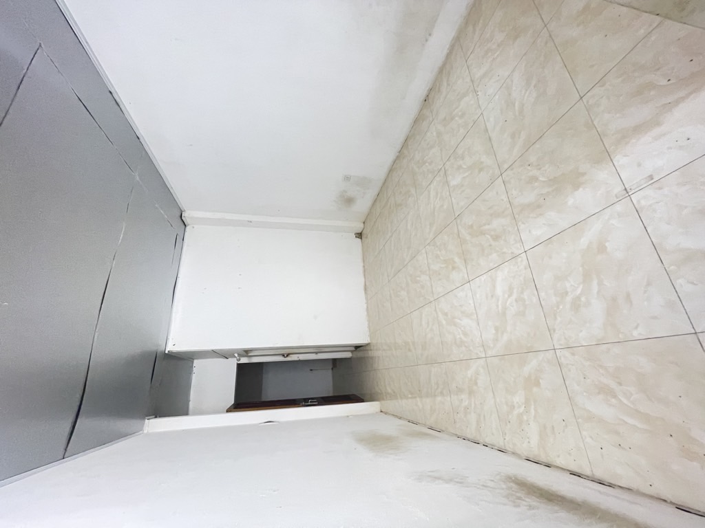 Nhà Cầu Giấy 34m² × 2 tầng, vị trí đẹp – Giá chỉ 5,85 tỷ - Ảnh 1