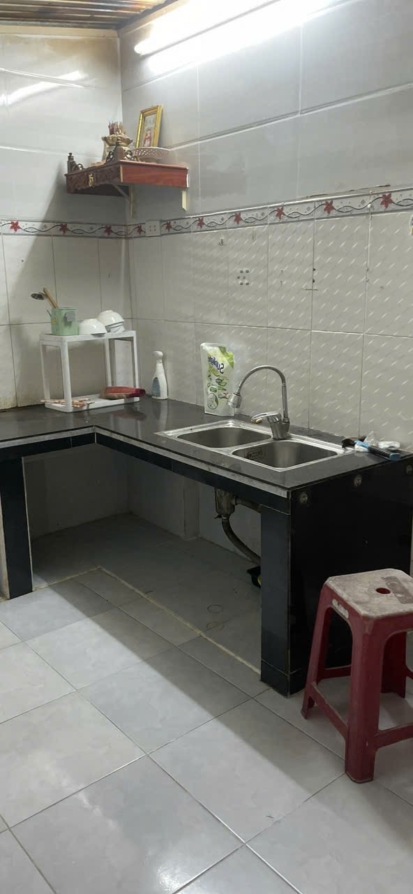 ♪ Nhà Kiệt gần MT Hải Phòng, khu Bệnh Viện, 100m2, ngang 8m, 3 tỷ - Ảnh 2