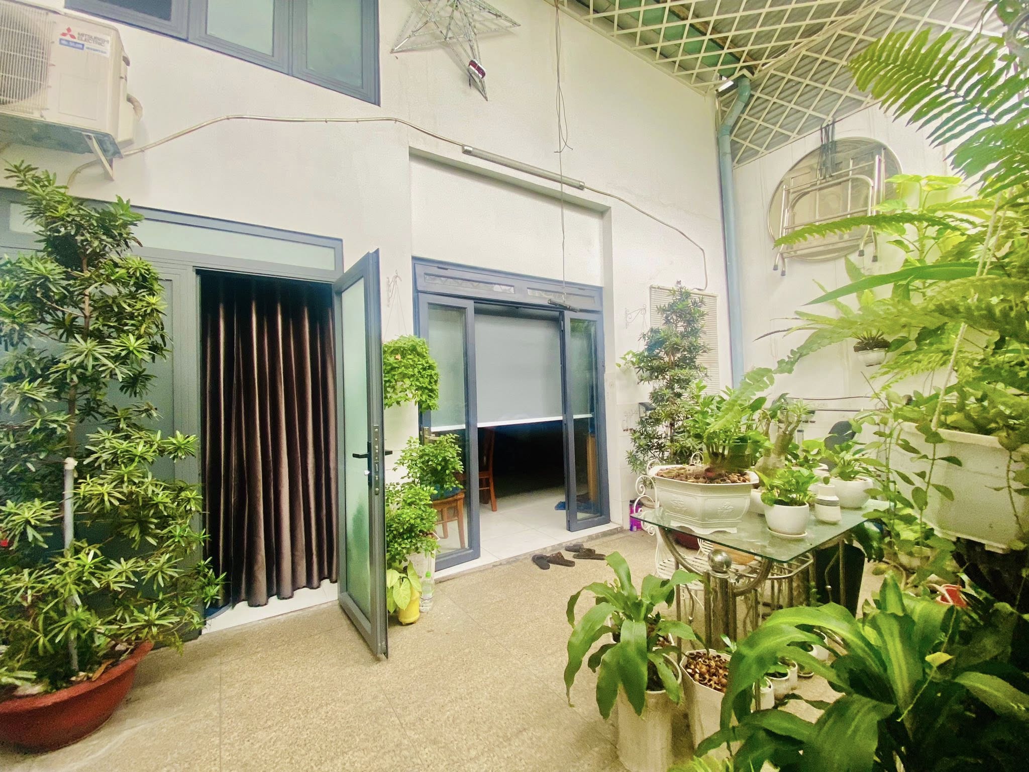 Bán nhà Mặt tiền Hiệp Bình, gần QL13 vào, ngay Vạn Phúc, 10x30m 2 tầng cũ,  sổ A4, 45 tỷ. - Ảnh 2