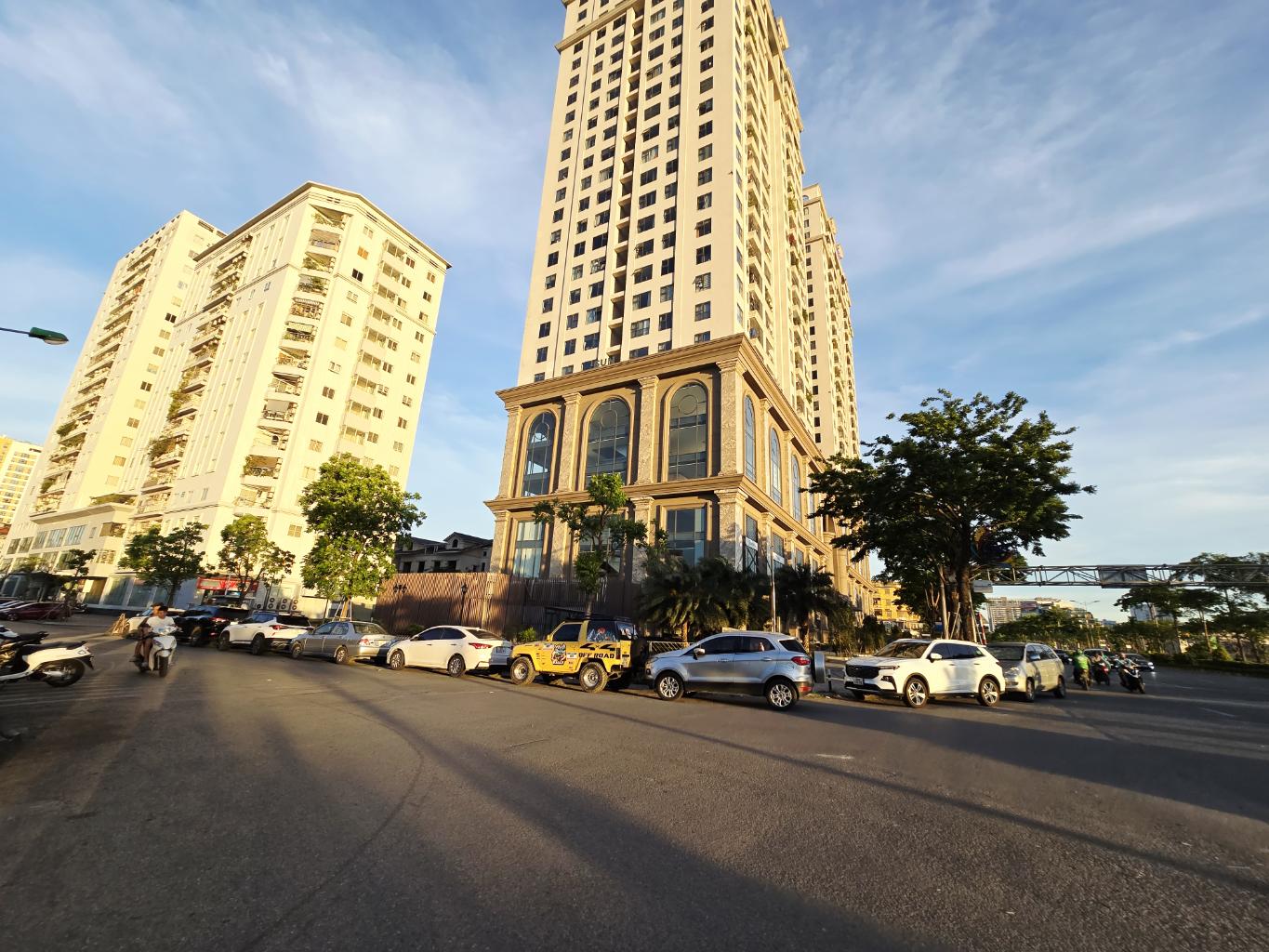 VIEW HỒ TÂY LỘNG GIÓ - CHUNG CƯ 2 NGỦ  - MẶT ĐƯỜNG VÕ CHÍ CÔNG - HÀNG XÓM KĐT STARLAKE & LOTTE MALL - Ảnh chính