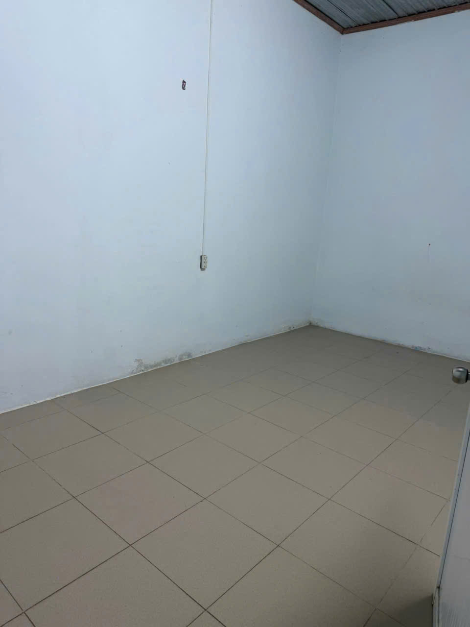 Bán nhà góc 2 MT, SR, TC, gần ngã tư Tân Phong, sau PCCC chỉ 2tỷ880 - Ảnh 4