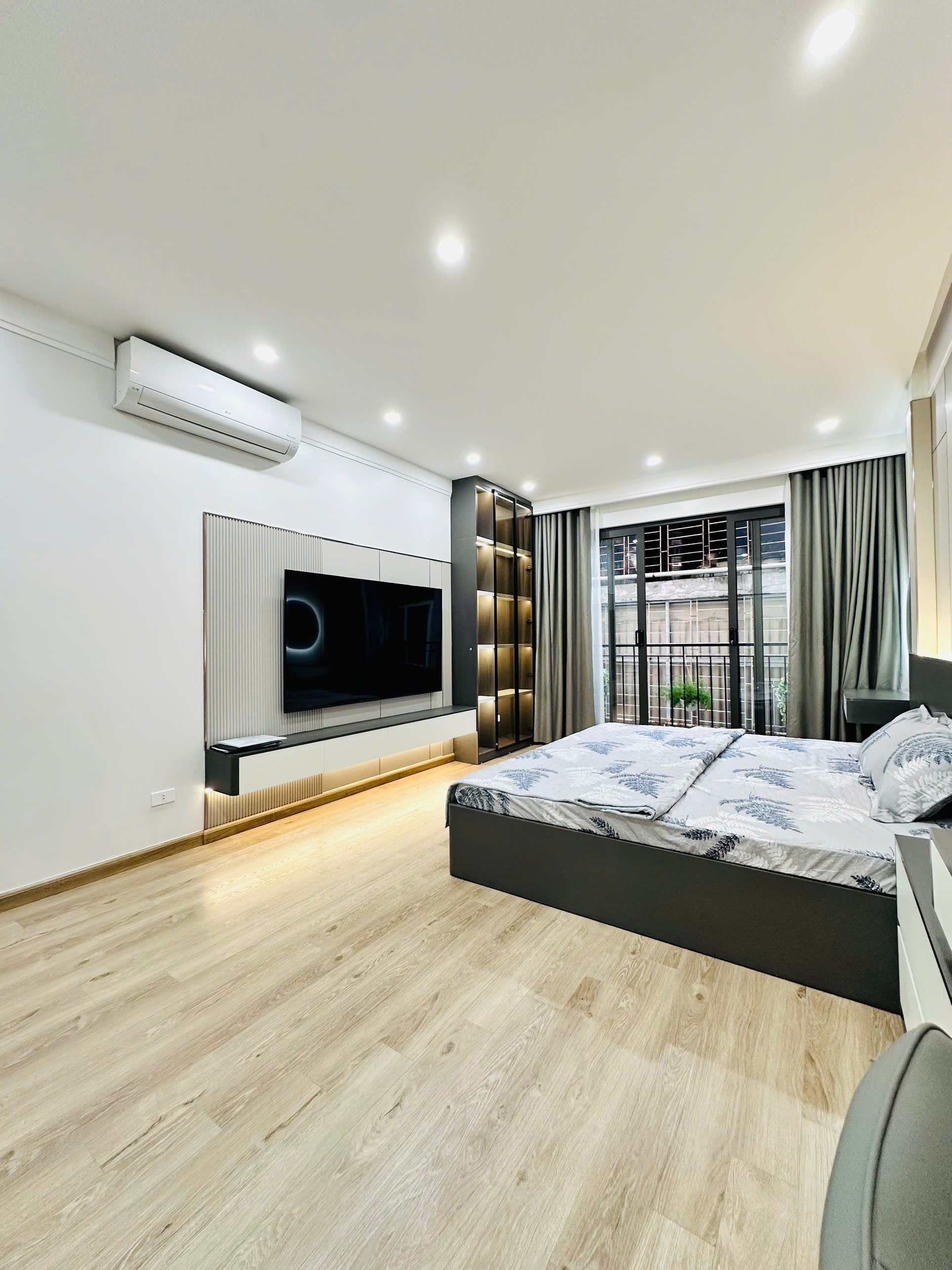 PHÂN LÔ LÊ TRỌNG TẤN 59M2 + 5 TẦNG + MẶT TIỀN 5M, VĂN PHÒNG/KINH DOANH, THANG MÁY . - Ảnh 1