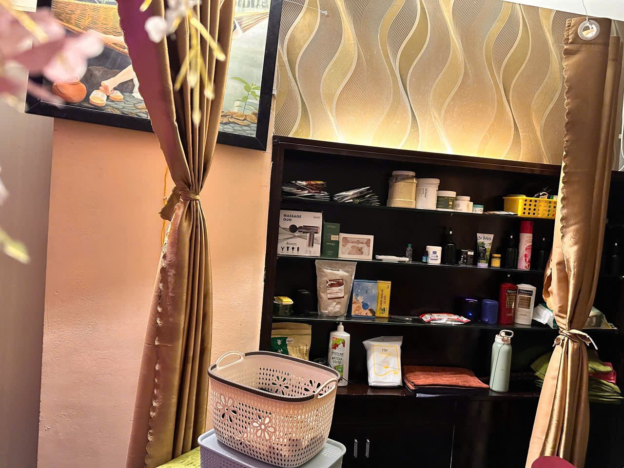 CHÍNH CHỦ CẦN SANG NHƯỢNG GẤP SPA Khu Phố Tây 96B Đường Trần Phú, Lộc Thọ, Nha Trang, Khánh Hòa - Ảnh 3