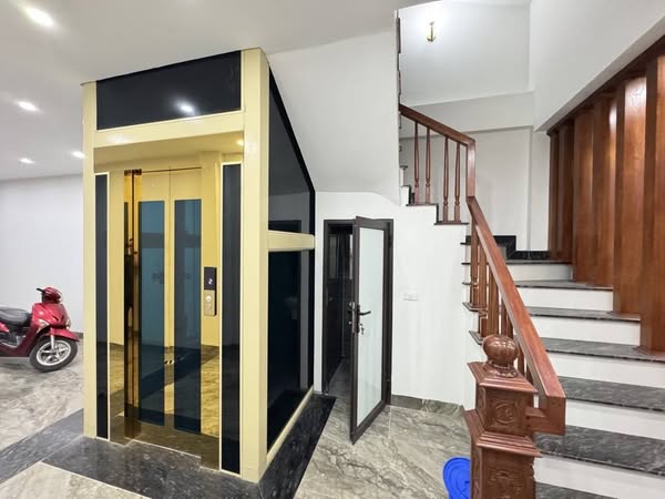 NHÀ MỚI, NỘI THẤT ĐẸP : 6 TẦNG THANG MÁY Ô TÔ VÀO NHÀ -  LÊ TRỌNG TẤN THANH XUÂN - NHỈNH 18 Tỷ - Ảnh 3