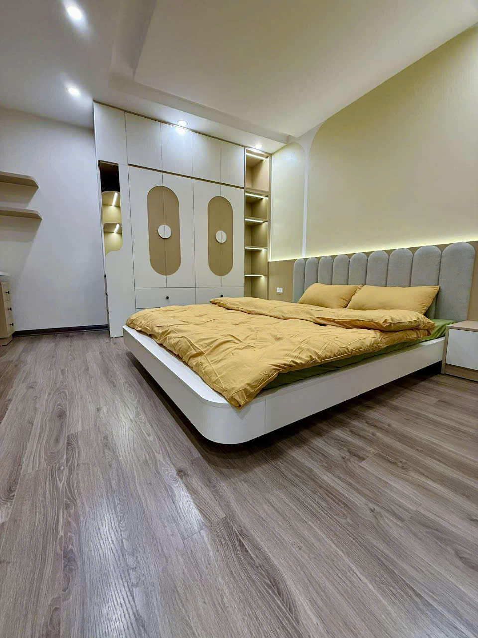 QUÁ HÓT HIẾM -  NHÀ ĐẸP Ở NGAY CHỦ TẶNG FULL NỘI THẤT NHƯ HÌNH- NGAY GIÁP MẶT HỒ TAI TRÂU - LONG - Ảnh 2