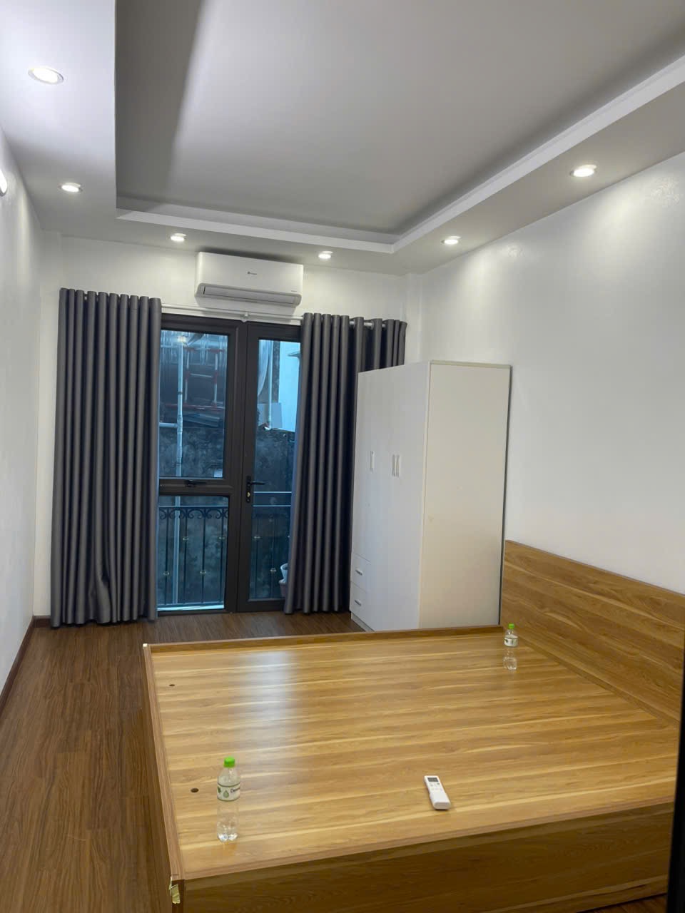 Bán nhà Nhân Trạch-Phú Lương 42mx5 tầng, nhà mới kính koong 30m ra ô tô vừa ở vừa kinh doanh 6 tỷ. - Ảnh 3