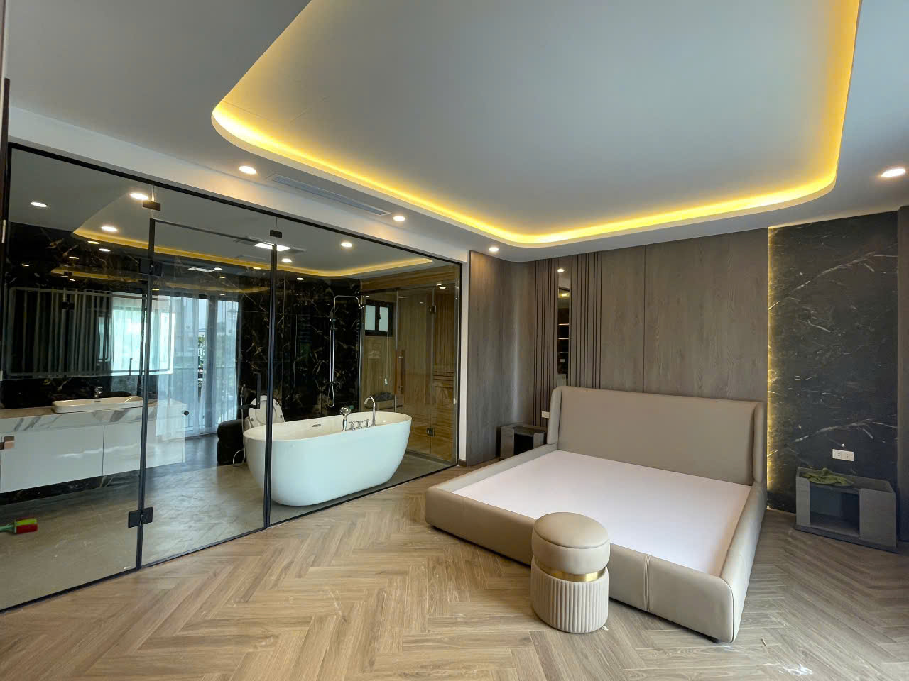 SIÊU PHẨM NGỌC THỤY - LONG BIÊN 🌟<br>🚪 Thang máy nhập khẩu - Nội thất Luxury - Gara ô tô<br>DT - Ảnh 1