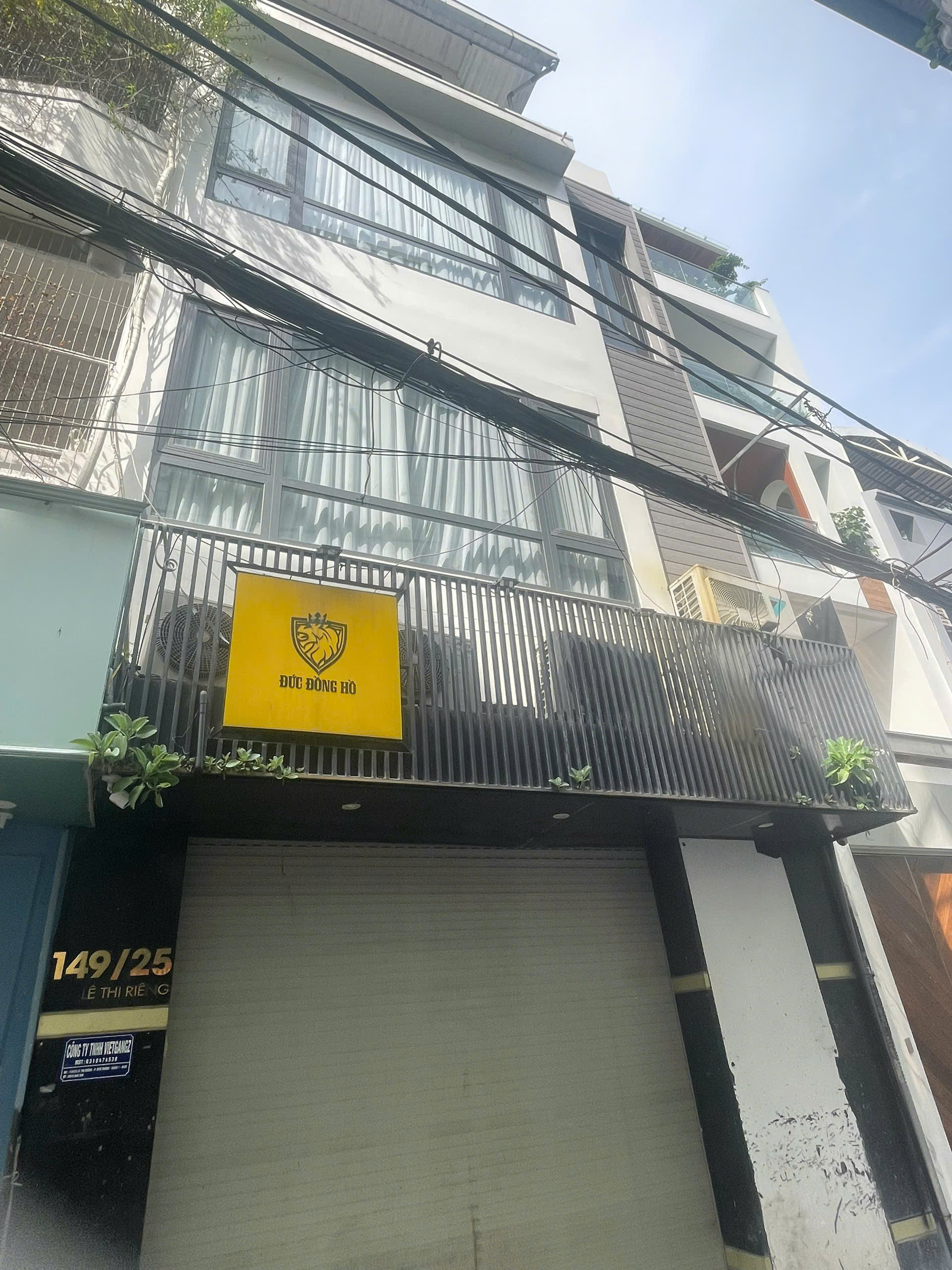 Chính Chủ Bán Hxh Lê Thị Riêng, P:Bến Thành, Q.1. Dt: (4.75 X 15m). Giá Chỉ 18 Tỷ. Tell: - Ảnh chính