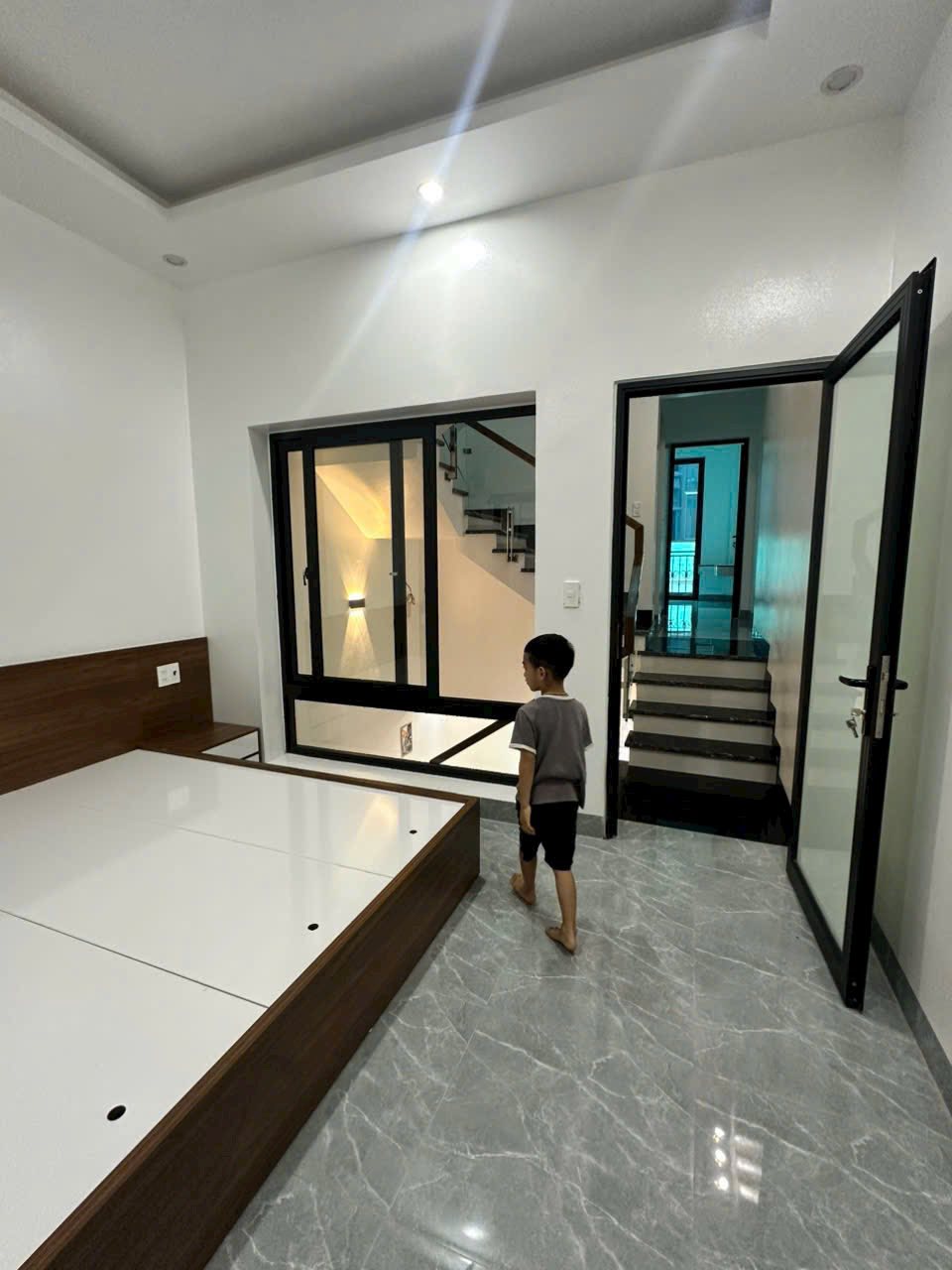 Bán căn nhà 3 tầng ngõ phố Bình Lộc, ph Lê Thanh Nghị, Tây HP, 52.6m2, 3 ngủ, 3vs, mt 4m - Ảnh 6