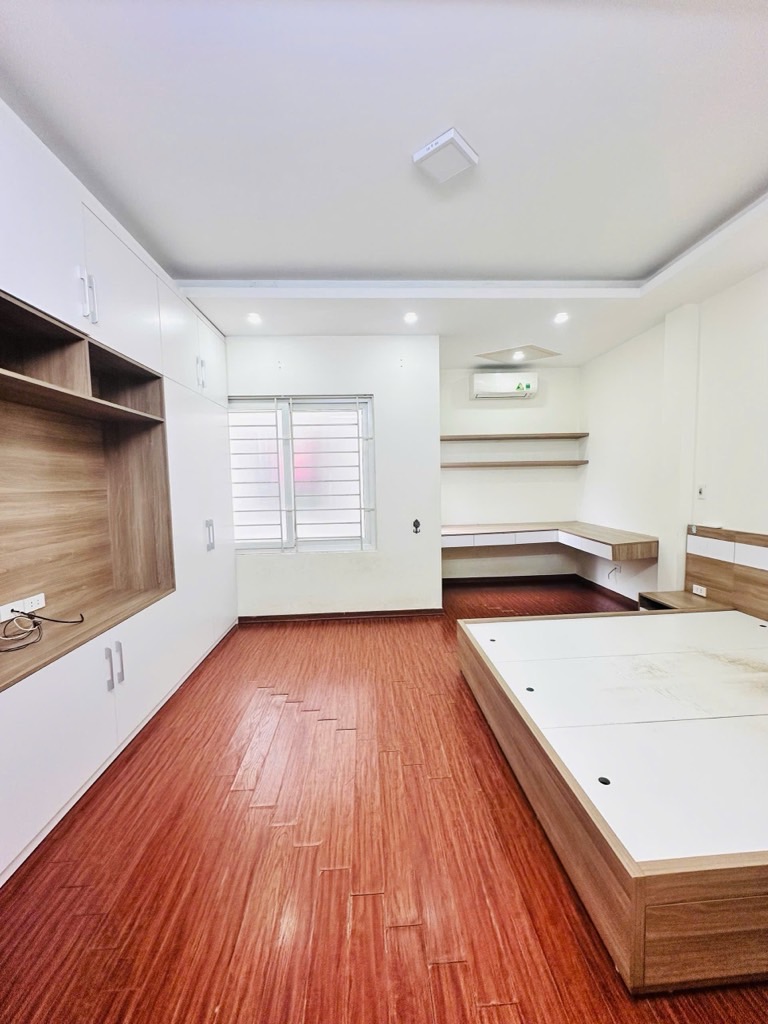 Bán nhà đẹp Dương Khuê - 10m ô tô - lô góc - ở ngay - Ảnh 1