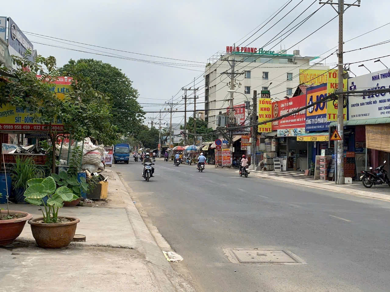 Nhà mặt tiền Hoàng Hữu Nam diện tích 190m giá đầu tư - Ảnh 1