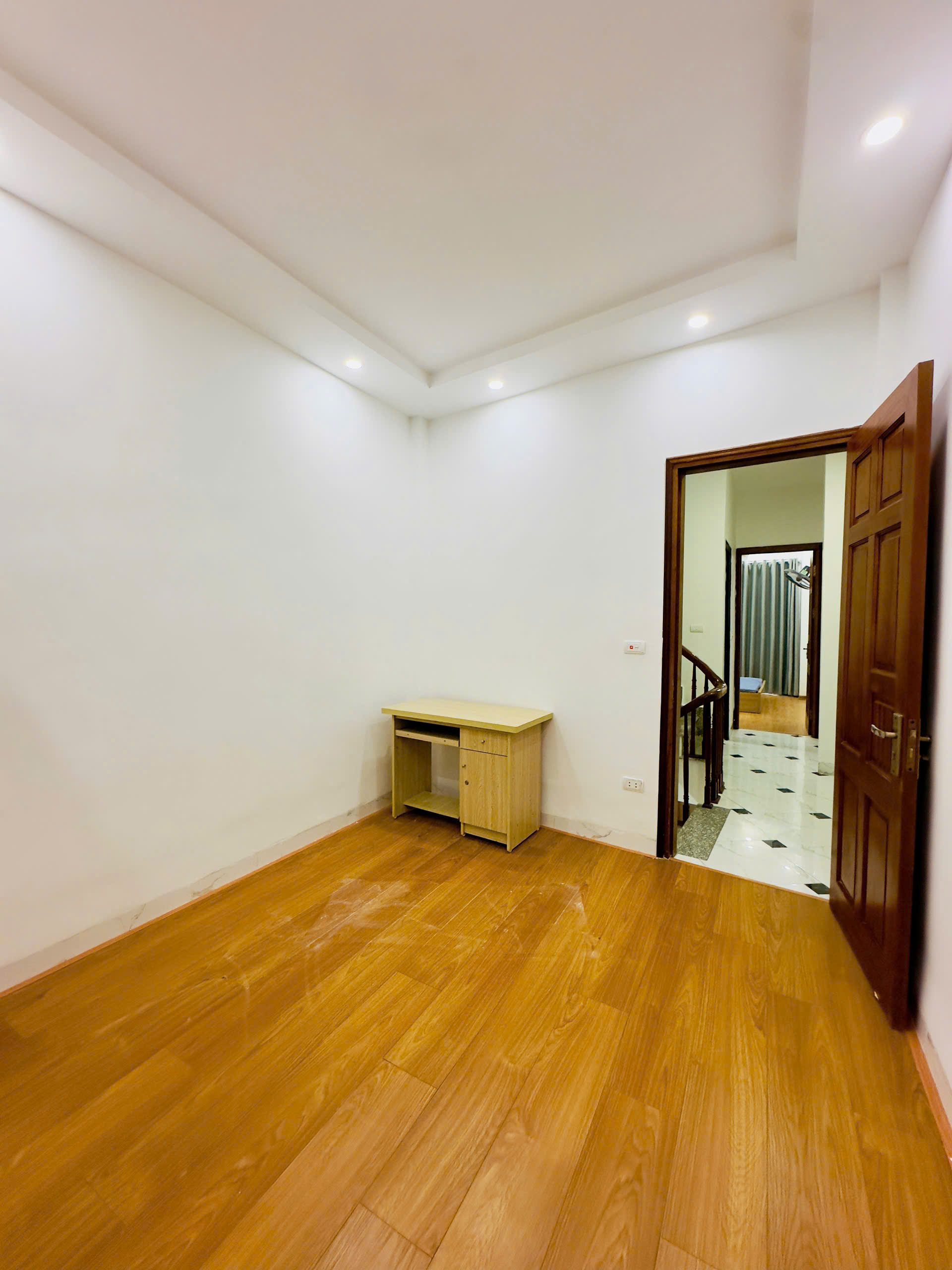 SIÊU PHẨM TÂY MỖ – NHÀ ĐẸP 5 TẦNG – 4 NGỦ – NGÕ THÔNG KINH DOANH – CHỈ HƠN 6 TỶ lh 0975124520 - Ảnh 3