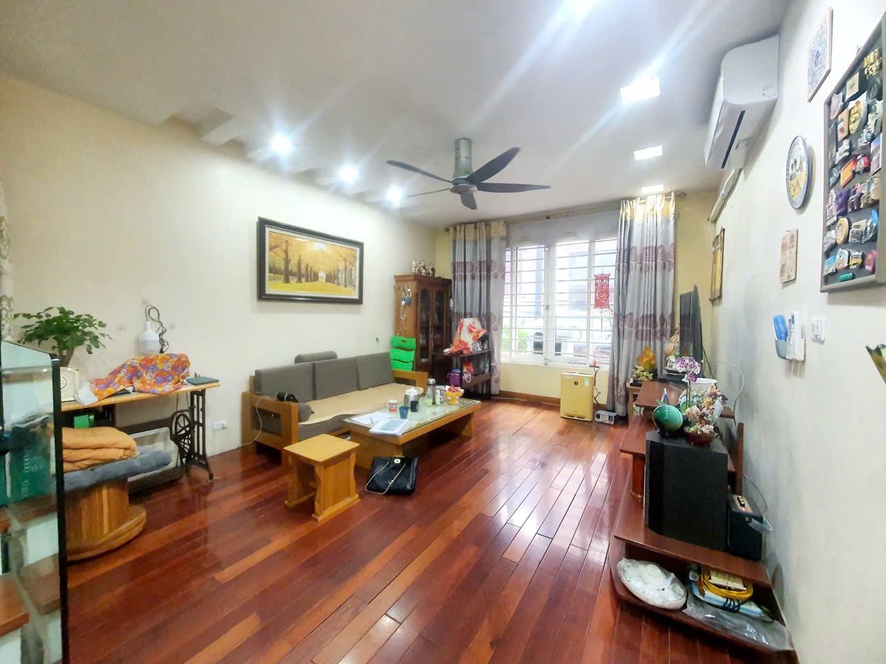 BÁN NHÀ VIỆT HƯNG - GIÁ TỐT - 4 NGỦ - GẦN TRƯỜNG HỌC - TIỆN CHO CON CÁI ĐI HỌC - Ảnh 3