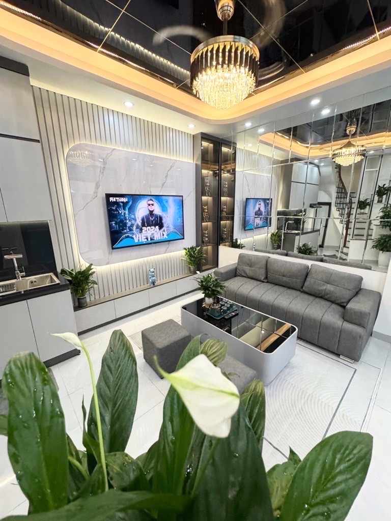KIM MÃ-DT 30M 5 TẦNG 3 NGỦ  GIÁ 6,880 TỶ-NỘI THẤT ĐẸP MỚI - Ảnh chính