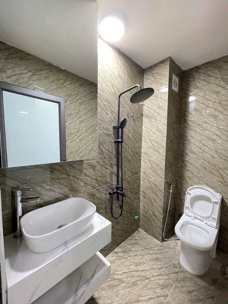CỰC HIẾM, CHỈ 11.X TỶ, NHÀ DÂN XÂY LÕI NGỌC LÂM 45M, 5T, MT4M, 2 THOÁNG, Ô TÔ ĐỖ CỬA. - Ảnh 1