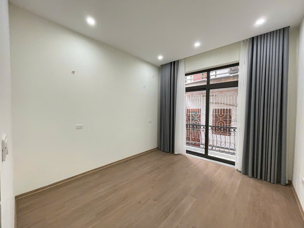 CỰC HIẾM, CHỈ 11.X TỶ, NHÀ DÂN XÂY LÕI NGUYỄN SƠN 45M, 5T, MT4M, 2 THOÁNG, Ô TÔ ĐỖ CỬA. - Ảnh chính