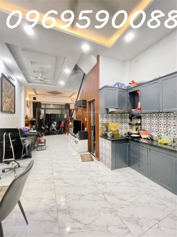 Nhà 3 tầng mới ở ngay Tân Sơn Nhì HXH 4.4x14m2 giá chỉ 6 tỷ - Ảnh chính