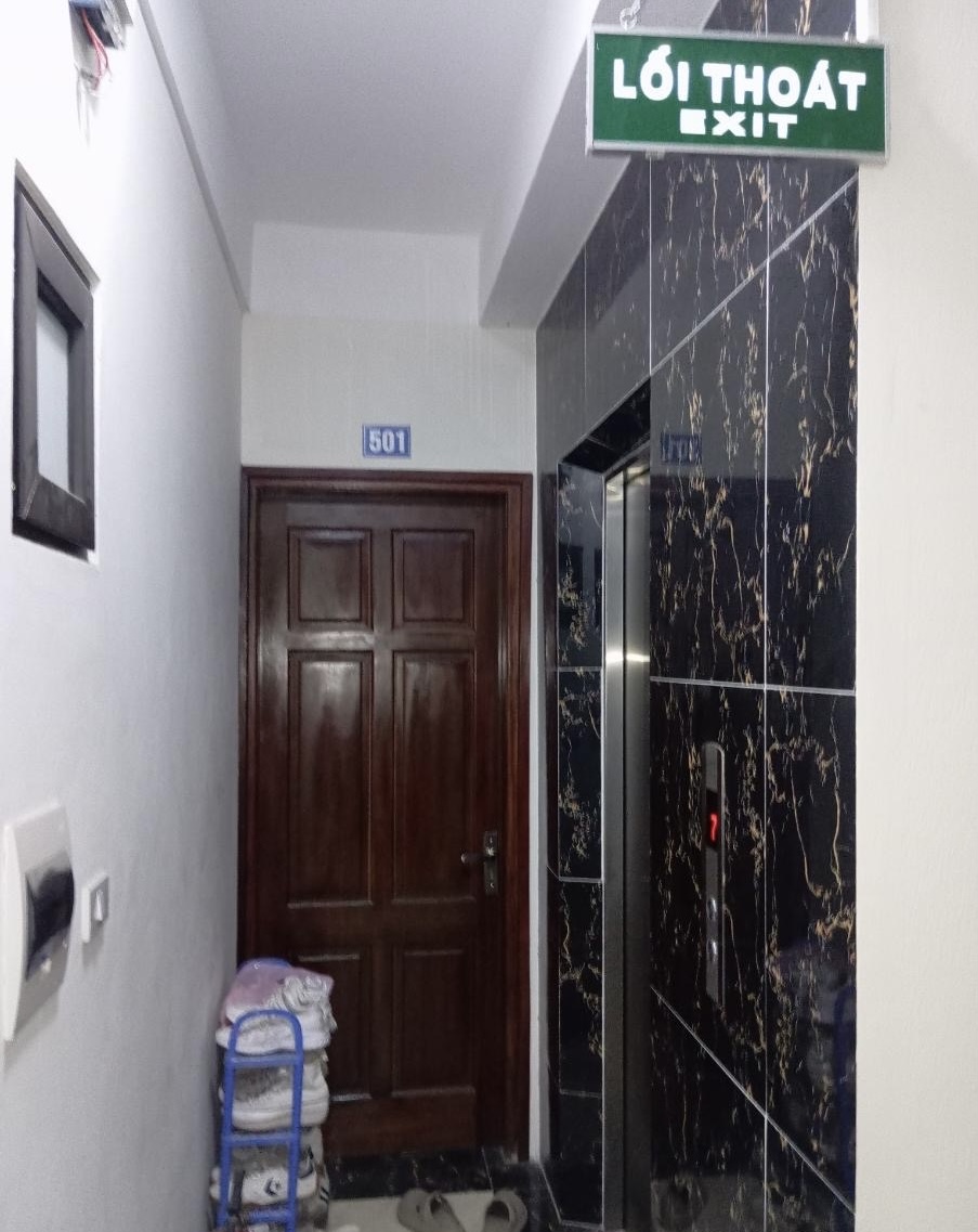 CCMN PHỐ AN HOÀ, MỘ LAO. 7 TẦNG THANG MÁY, 13P KHÉP KÍN, DTHU 60tr/tháng. - Ảnh 1