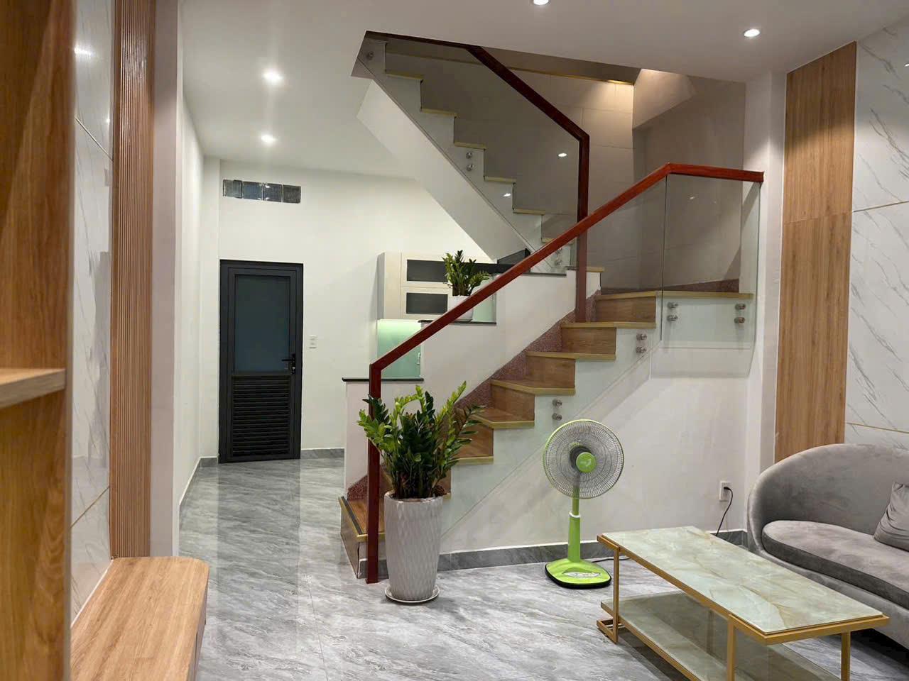 Bán nhà hxh Lý Thường Kiệt, phường 9, Tân Bình (4*20) 10PN chỉ 11 tỷ - Ảnh chính