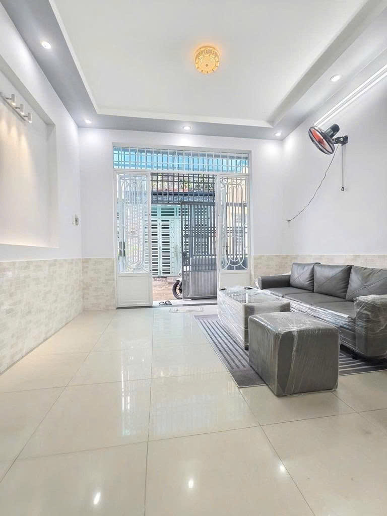 Bán nhà 2 tầng BTCT - 32m2 (4x8) - hẻm xe hơi 5m - đường số 16 - gần Aeon Mall - hơn 3 tỷ - Ảnh 1