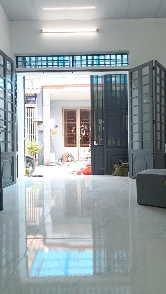 Bán nhà mới đẹp 2 tầng - 30m2 - sát mặt tiền - đường số 8 - gần Aeon Mall - giáp Tân Phú - chỉ hơn - Ảnh 1