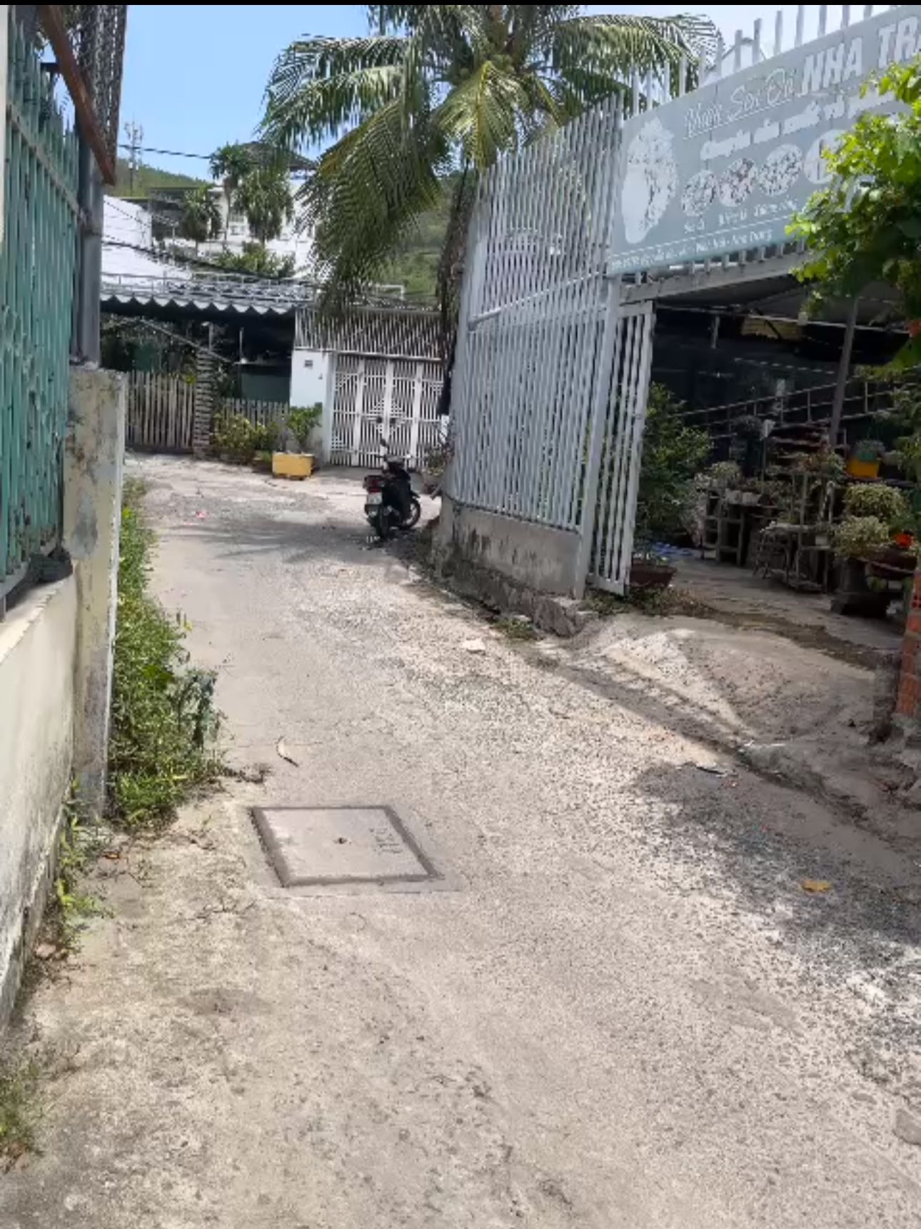 BÁN NHÀ CẤP 4 HẺM NGUYỄN KHUYẾN ĐƯỜNG Ô TÔ PHƯỜNG BẮC NHA TRANG GIÁ 2TY8 - Ảnh 3