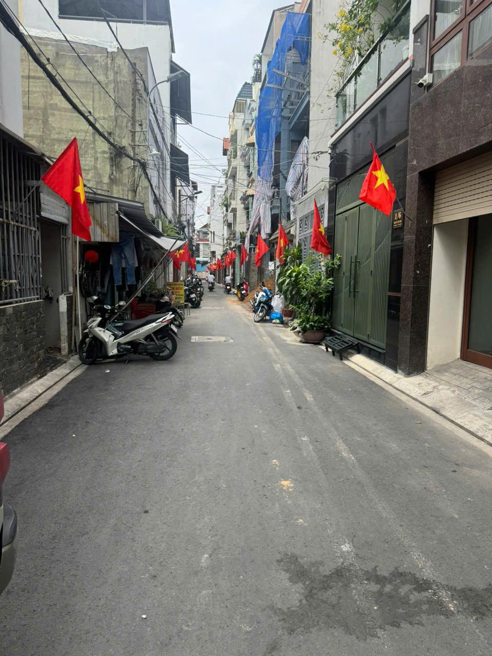 **Bán nhà hxh Phổ Quang** phường 2 Tân Bình (4,5*15,5) hơn 13 tỷ - Ảnh 1