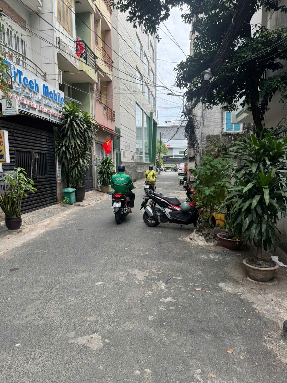 **Bán nhà hxh Phổ Quang** phường 2 Tân Bình (4,5*15,5) hơn 13 tỷ - Ảnh 2