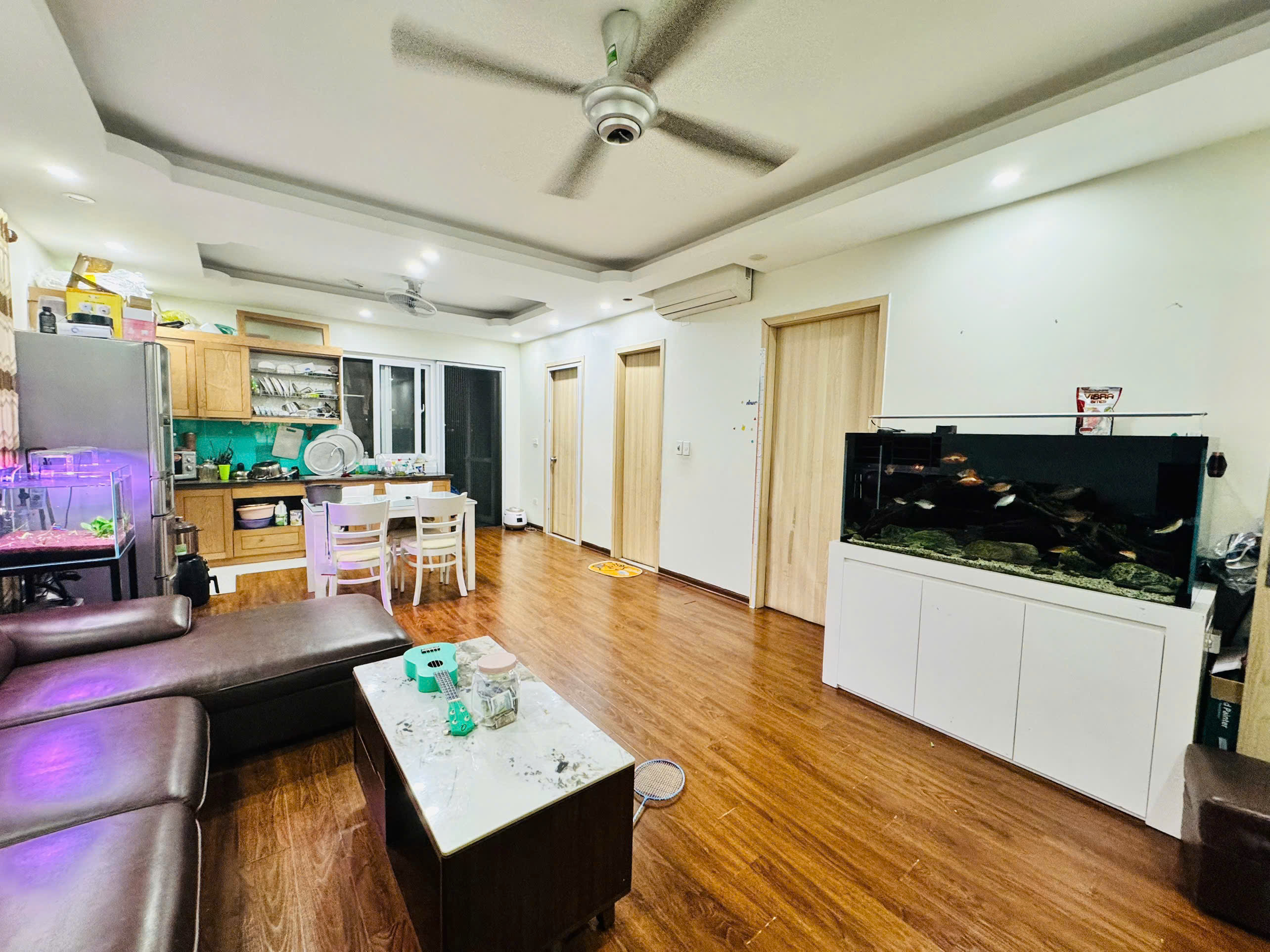 Bán căn góc 2 ngủ full đồ  view hồ chung cư Thanh Hà - Ảnh 3