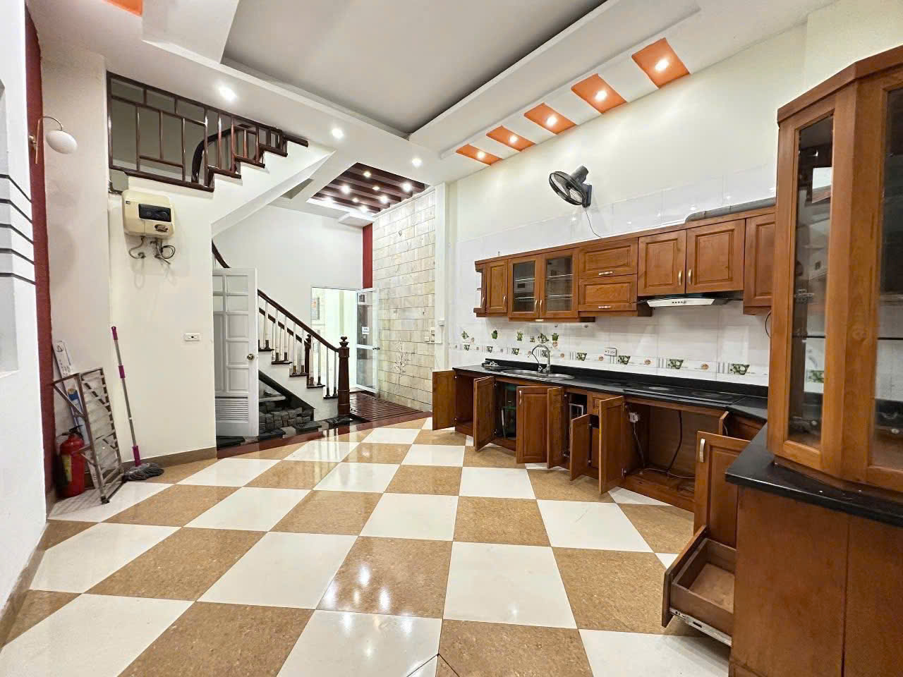 VỊ TRÍ VÀNG PHÂN LÔ VÍP - Ô TÔ TRÁNH KINH DOANH ĐỈNH - THÔNG TỨ TUNG - Ảnh 1