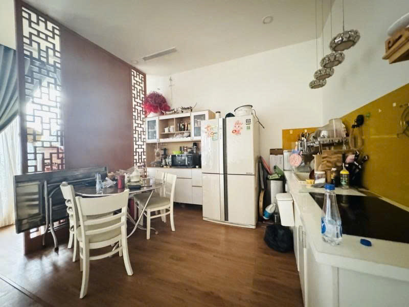 Bán nhà Thủ Đức, Linh Xuân, hẻm đường Số 8, 82m2, 4 tầng, 4PN, SH, 4.85  tỷ - LH: 0933125879 - Ảnh 2