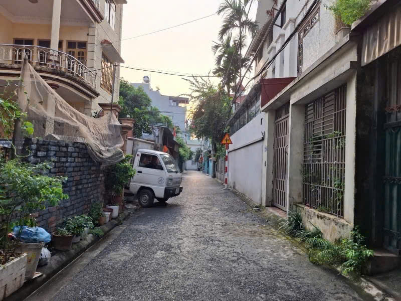 🔥 BÁN ĐẤT KHU PHÂN LÔ – Ô TÔ TRÁNH – SÁT PHỐ – TIỆN ÍCH NGẬP TRÀN<br><br>📍 Giang Biên 54m², MT 4.8m – - Ảnh 1