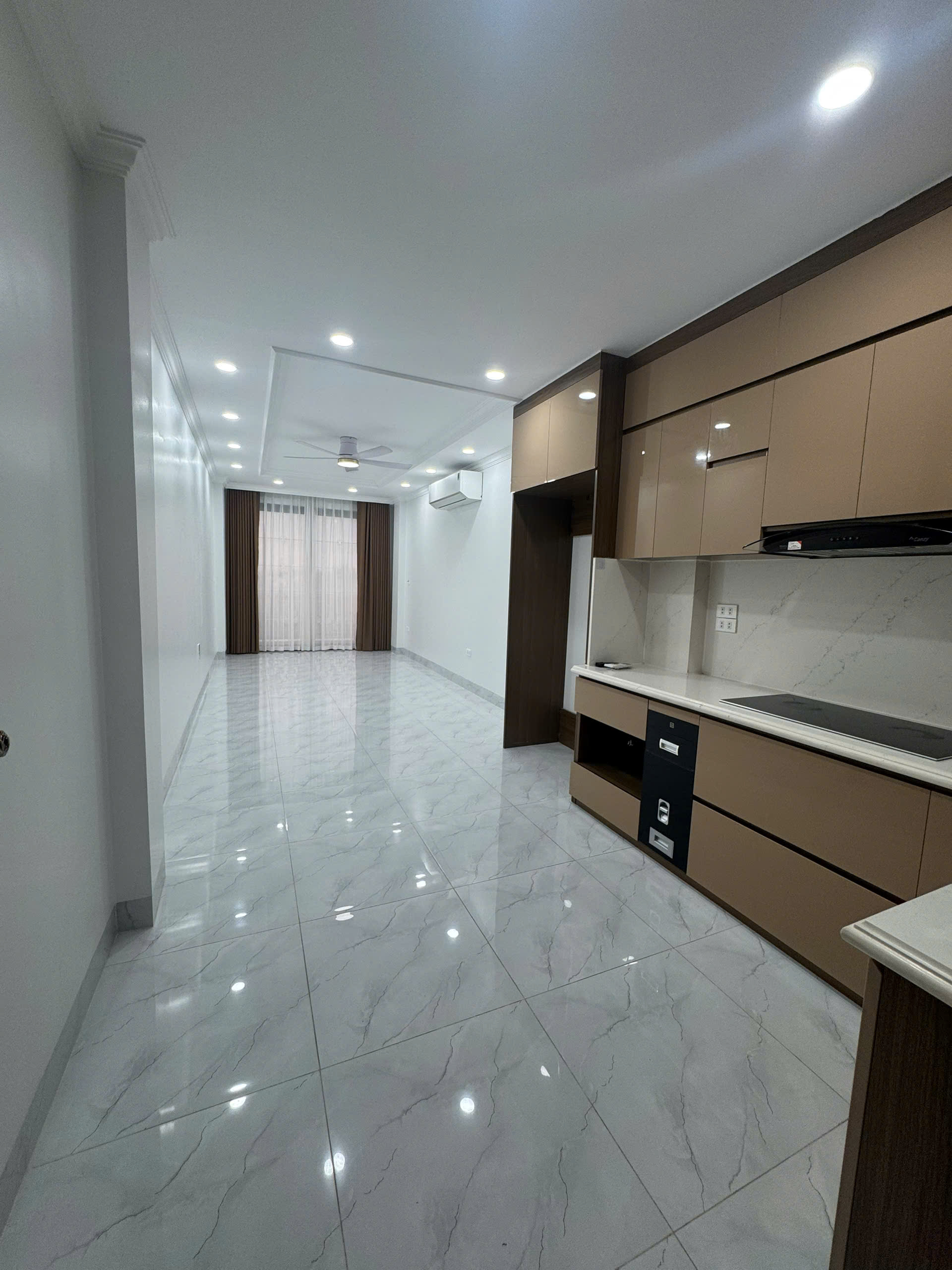 NHÀ MẶT ĐƯỜNG - 39M2*5 TẦNG - THANG MÁY - Ô TÔ TRÁNH - TAM HIỆP -THANH TRÌ - Ảnh chính
