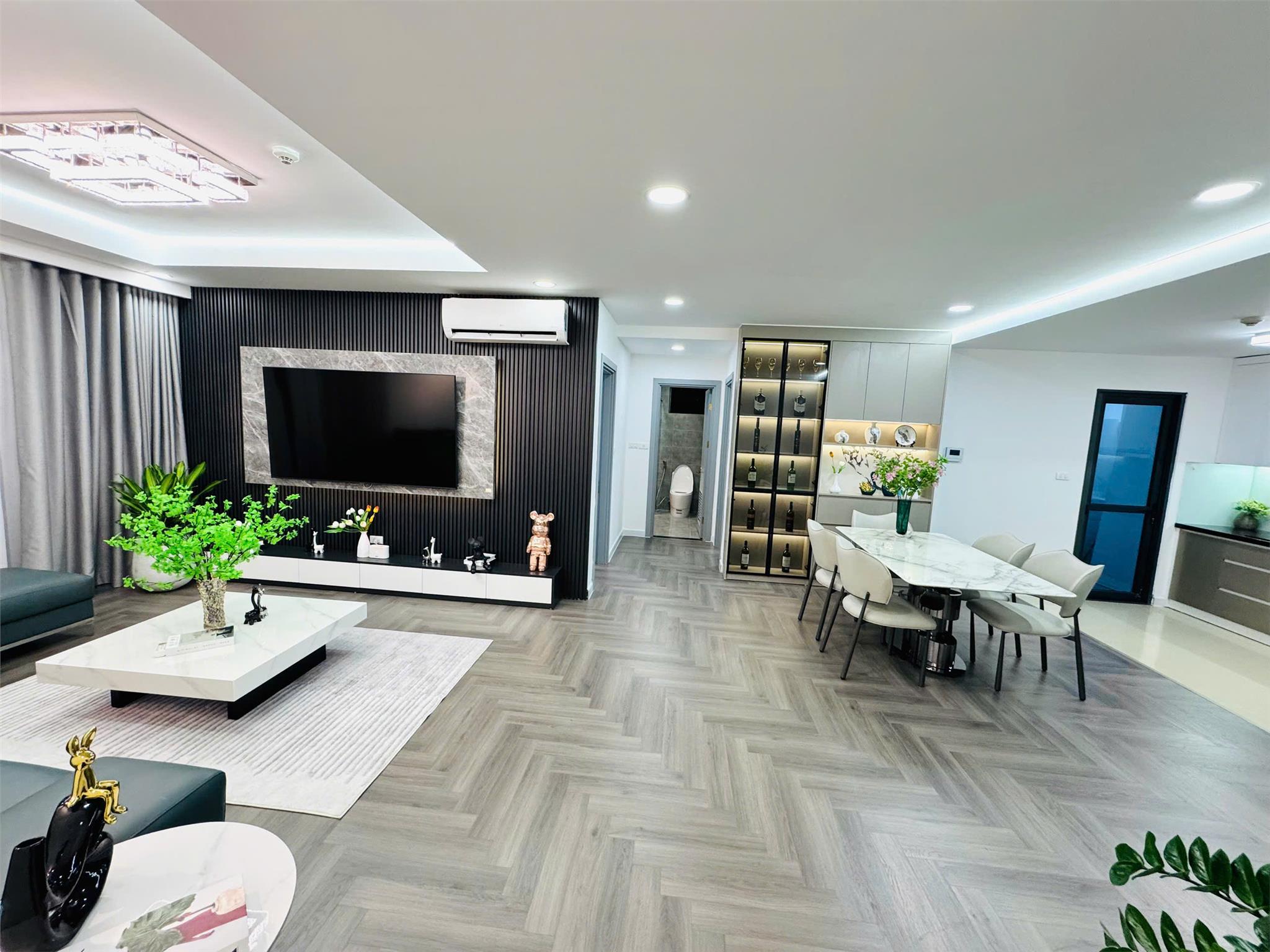 Tôi là chính chủ căn hộ 3pn trục số 10 tòa S1 #Goldmarkcity cần bán - Ảnh 2