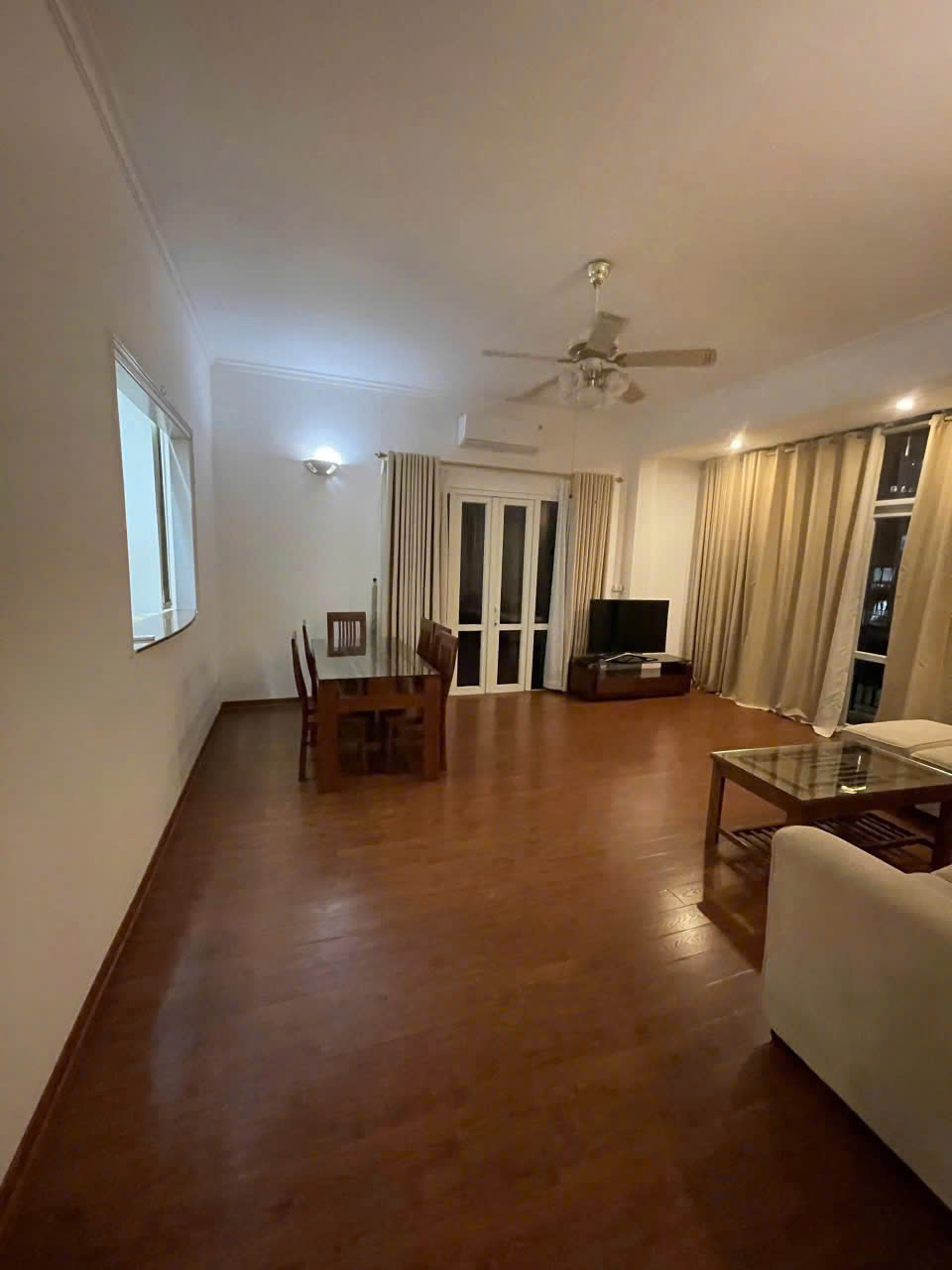 CHO THUÊ CĂN HỘ CHUNG CƯ 2N1K TẠI QUẢNG AN, TÂY HỒ, HÀ NỘI - Ảnh chính